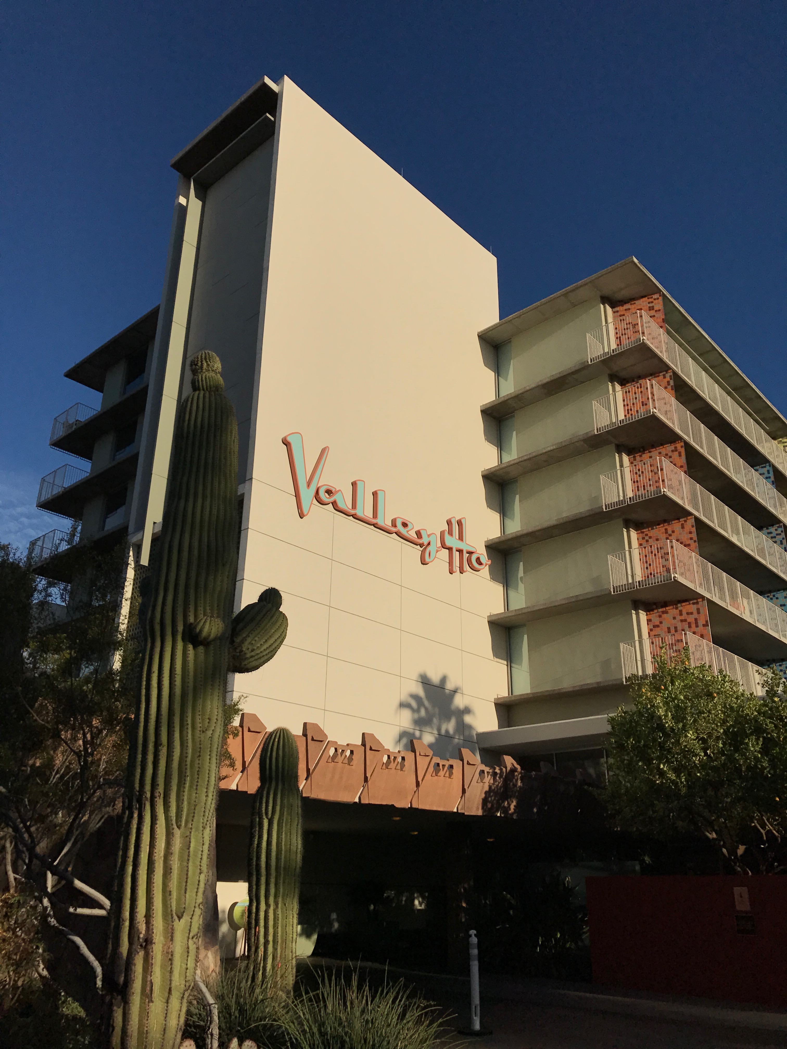 Hotel Valley Ho – Scottsdale Az – ArtsBeatLA